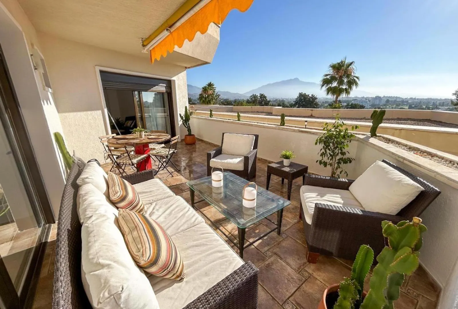 Apartagolf Atalaya Estepona