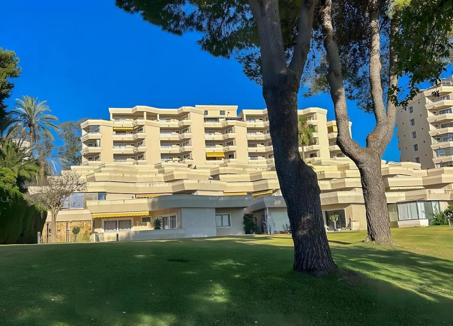 Apartagolf Atalaya Estepona